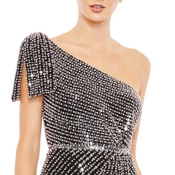 NWT MAC DUGGAL 93735 Pearl Embellished Soft Tie One Shoulder Gown Size 4 - Picture 4 of 10